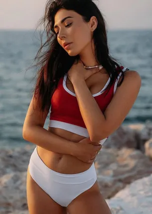Александра - Фото 1